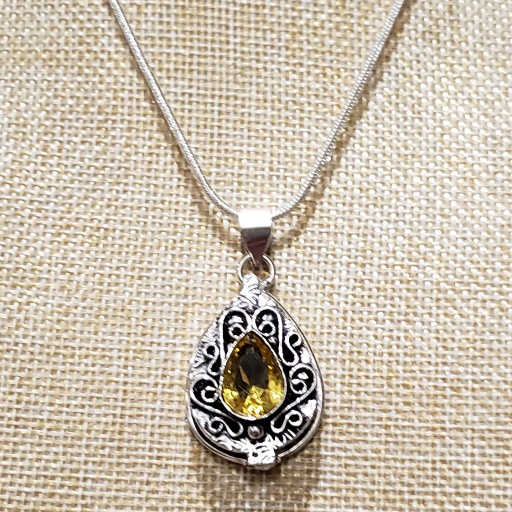 Beautiful Handmade Citrine Gemstone 925 Poison Pendant Necklace